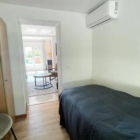 Huelva 6 * Palau Saverdera