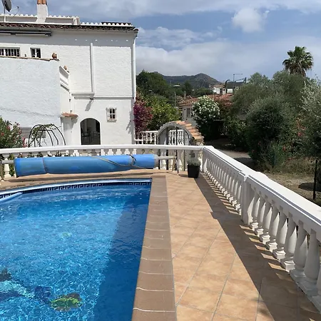 Huelva 6 * Palau Saverdera