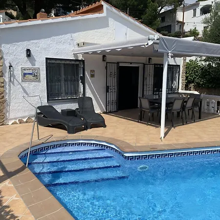 Villa Huelva 6 *